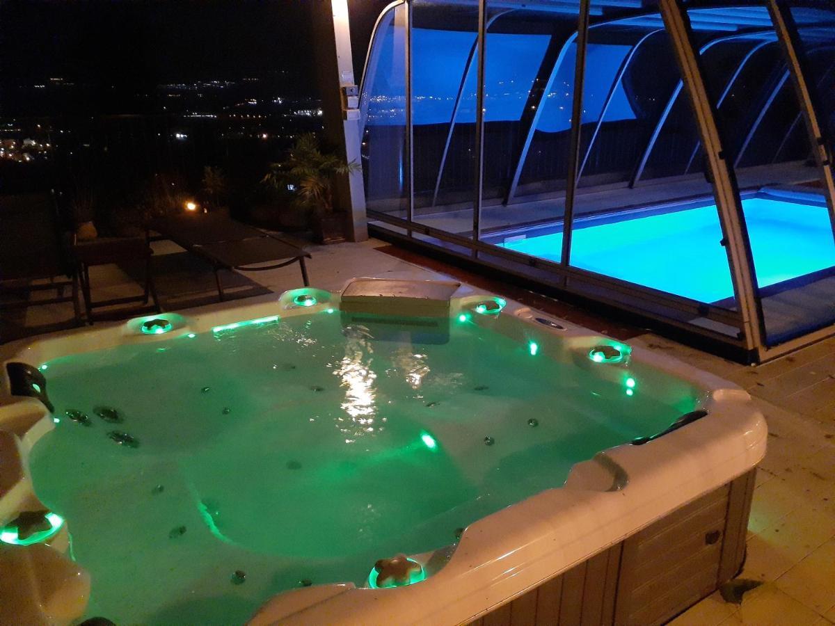 Naomi'S Villa โรชปินนา ภายนอก รูปภาพ