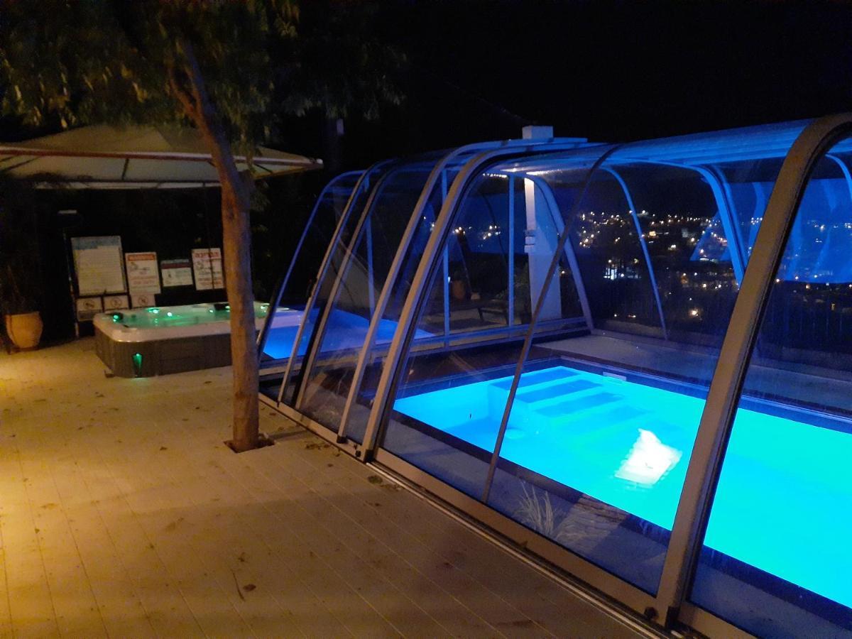 Naomi'S Villa โรชปินนา ภายนอก รูปภาพ