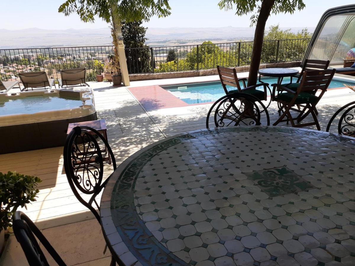 Naomi'S Villa โรชปินนา ภายนอก รูปภาพ