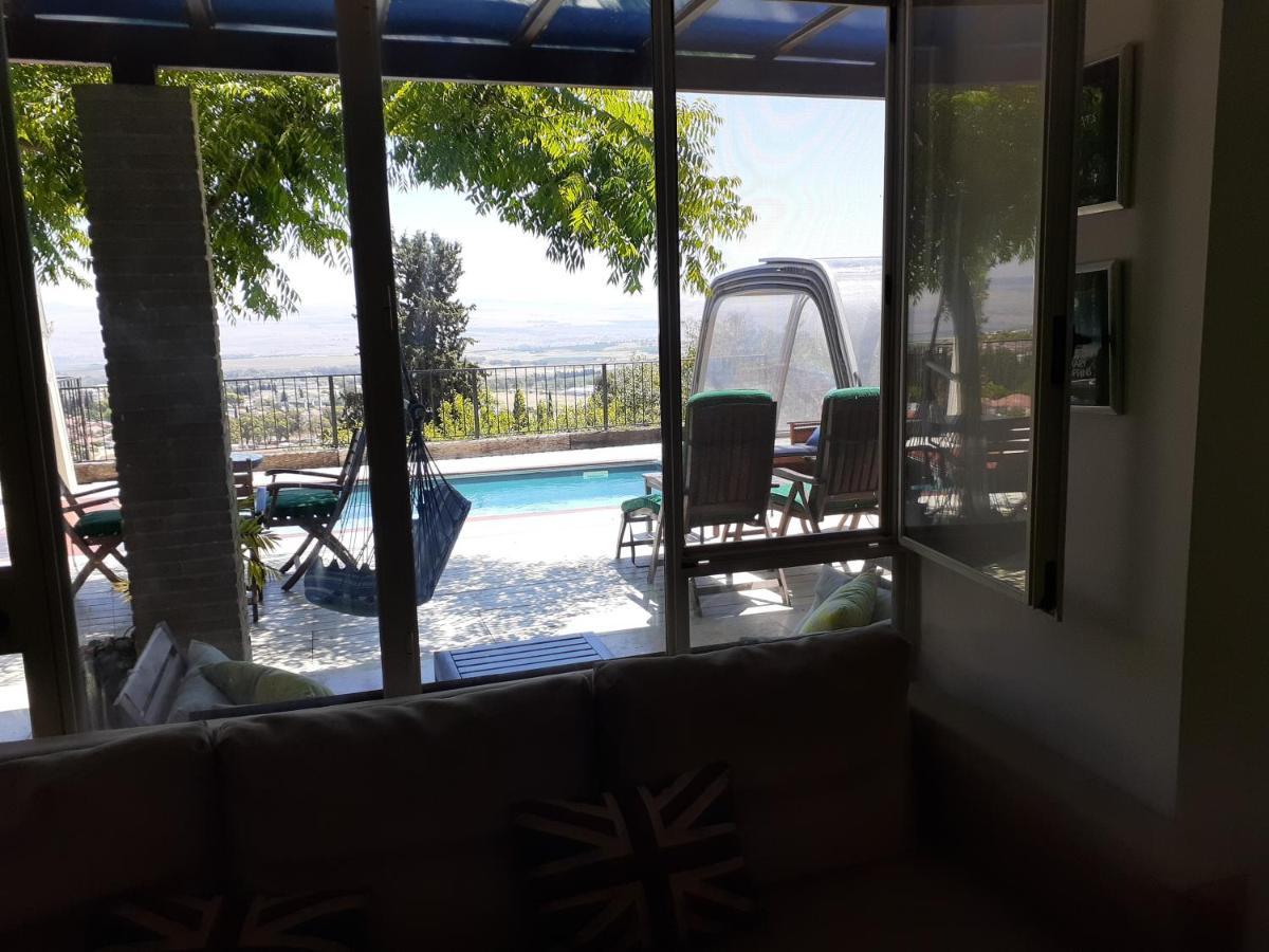 Naomi'S Villa โรชปินนา ภายนอก รูปภาพ