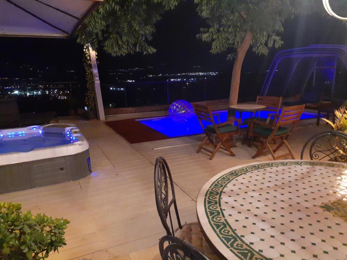 Naomi'S Villa โรชปินนา ภายนอก รูปภาพ